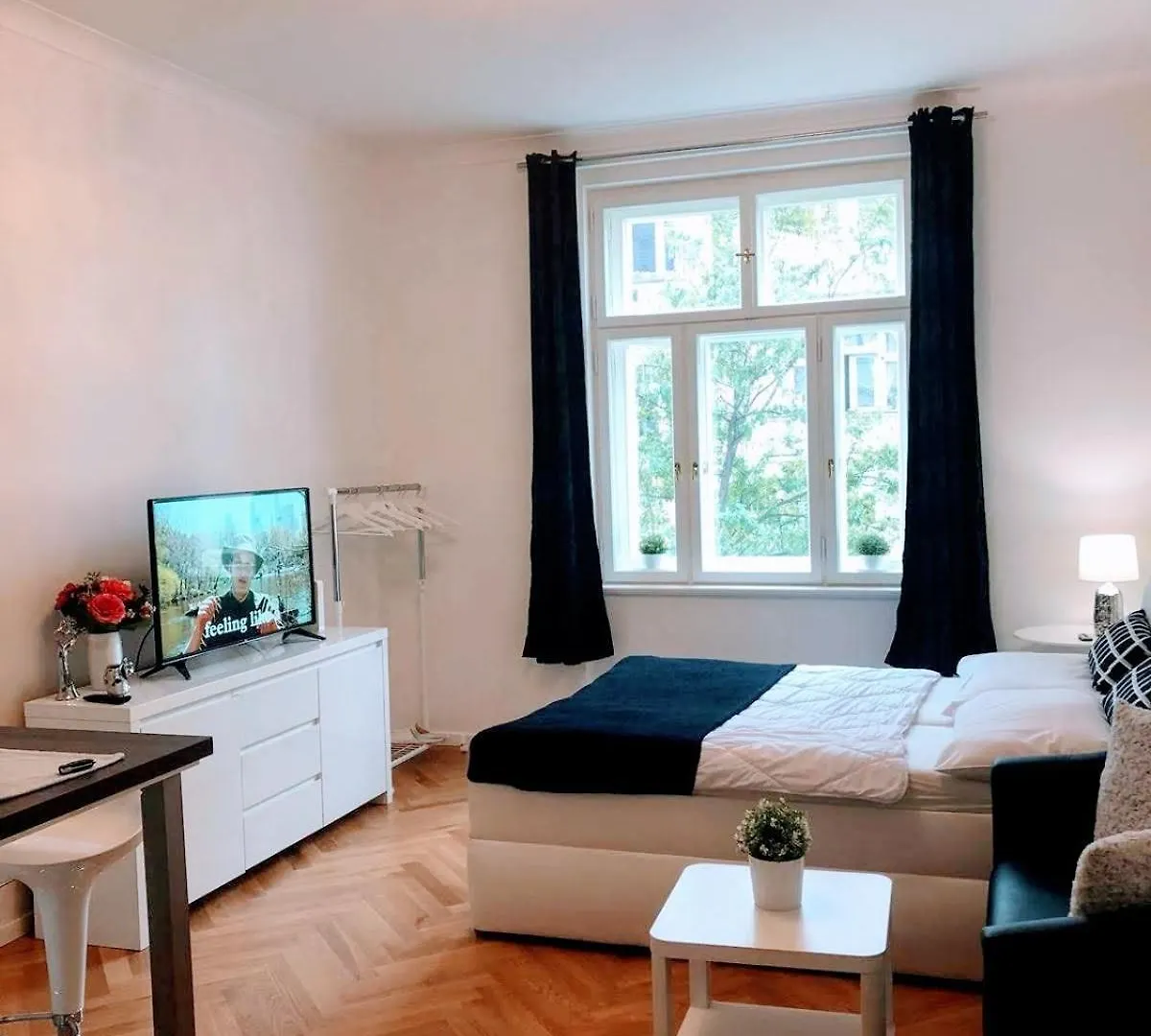 פראג Charming Studio Apartment Near The Historic Center