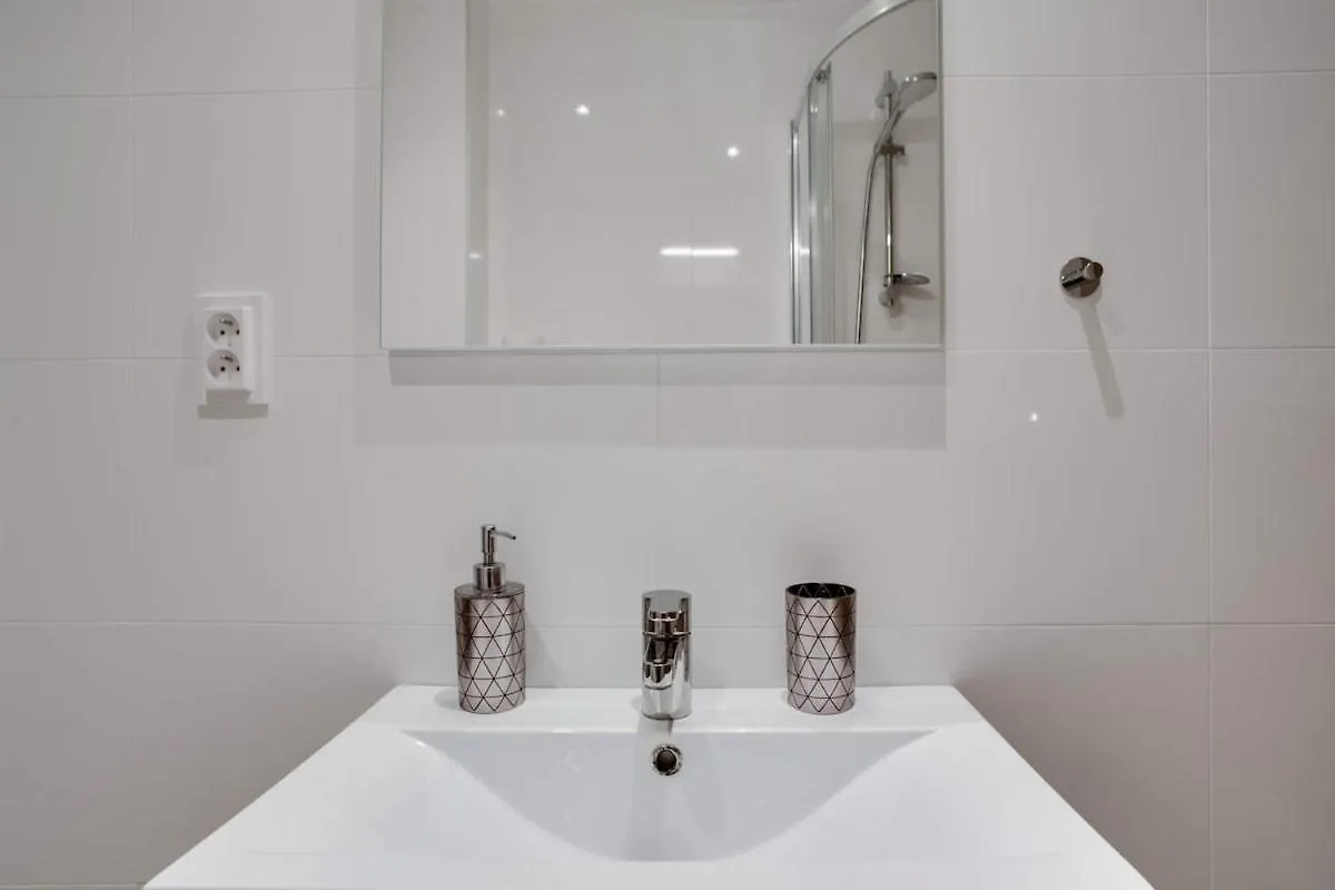 פראג Charming Studio Apartment Near The Historic Center